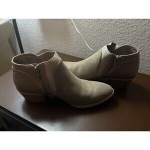Simply Vera Wang Ankle Boot Womens 8.5M Brown Booties Textured Faux Leather
